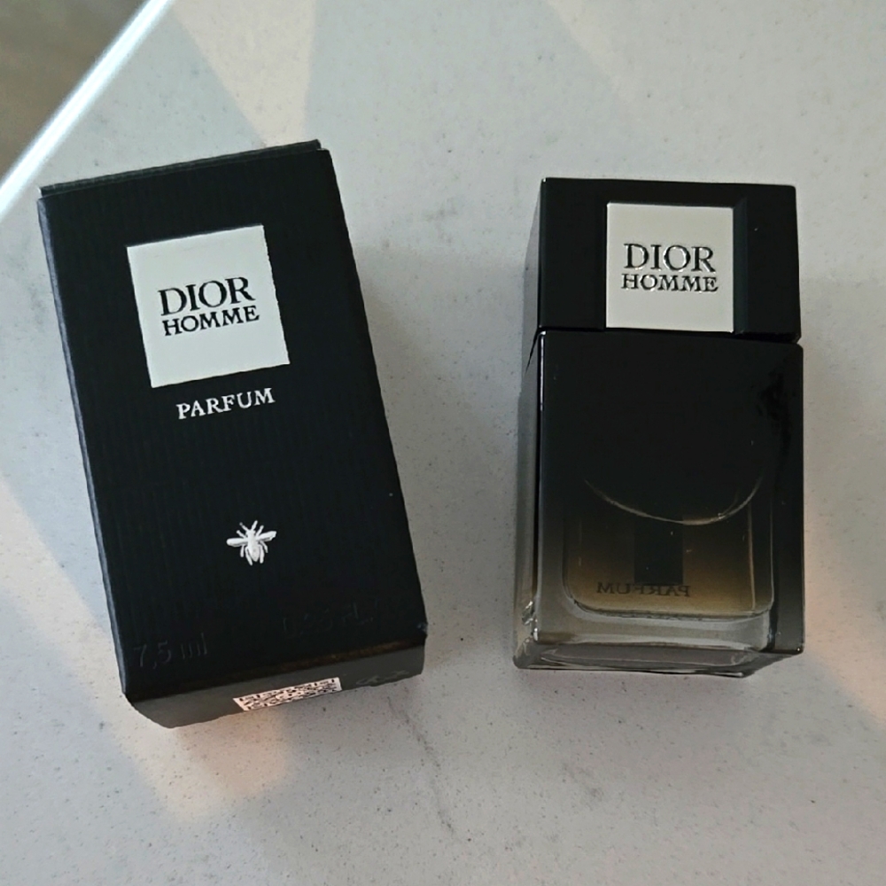 New in box never used Dior Homme for Men deluxe travel cap top Bottle